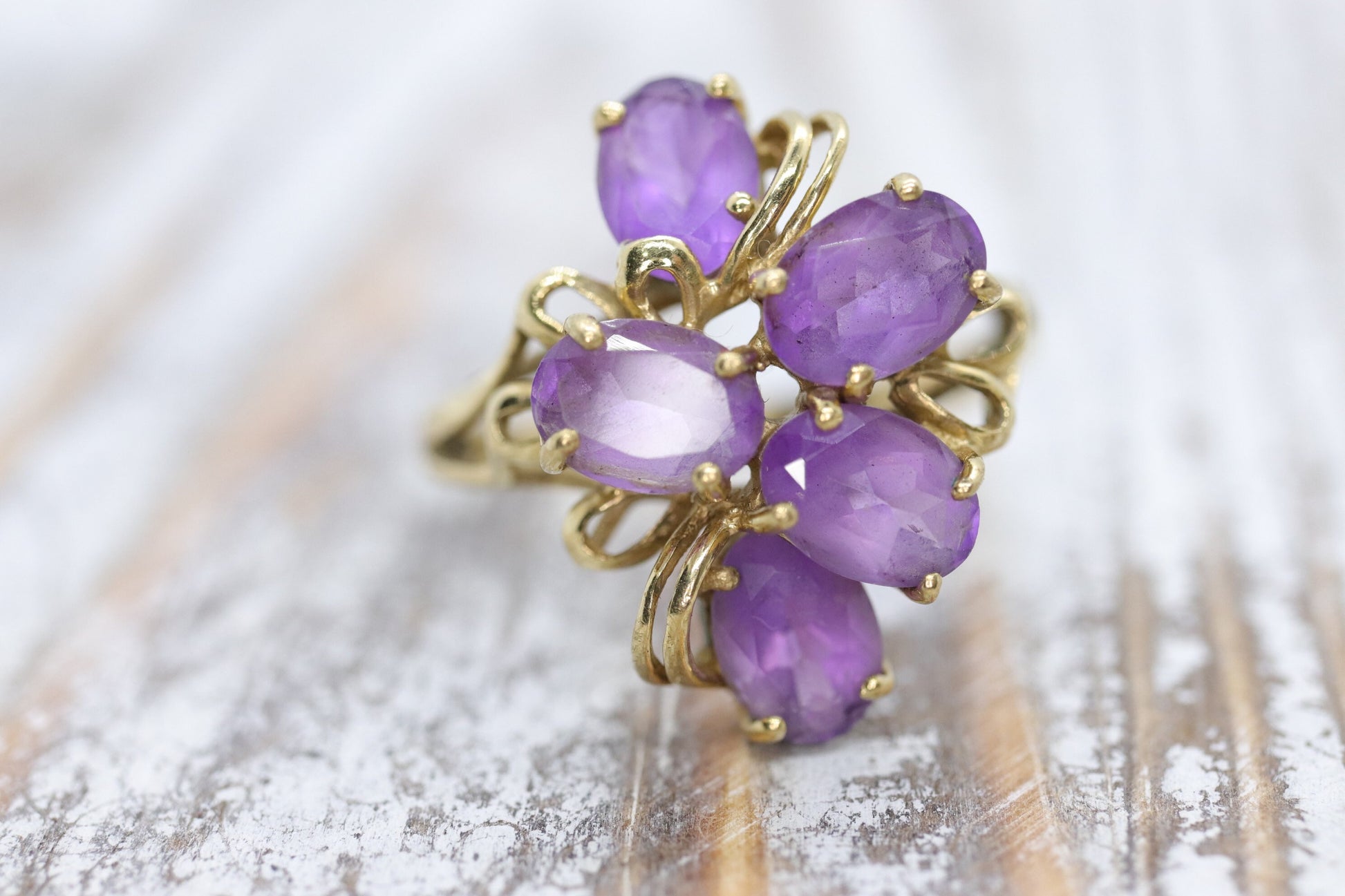 Oval Amethyst cluster ring. 14k Yellow gold Amethyst Cluster ring