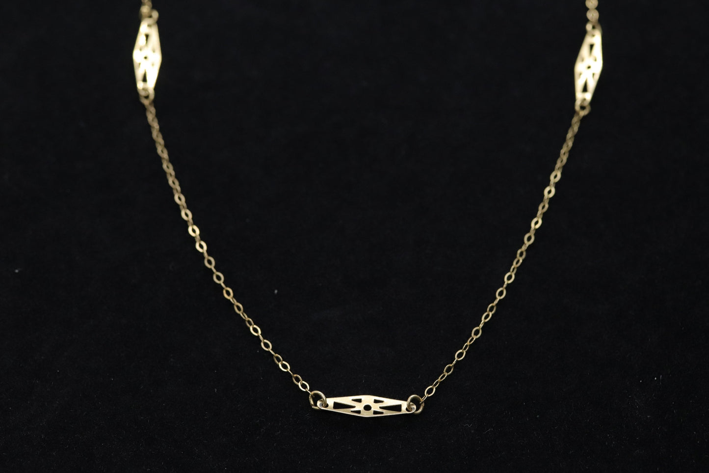 14k dainty ornate filigree cable chain necklace. 15in