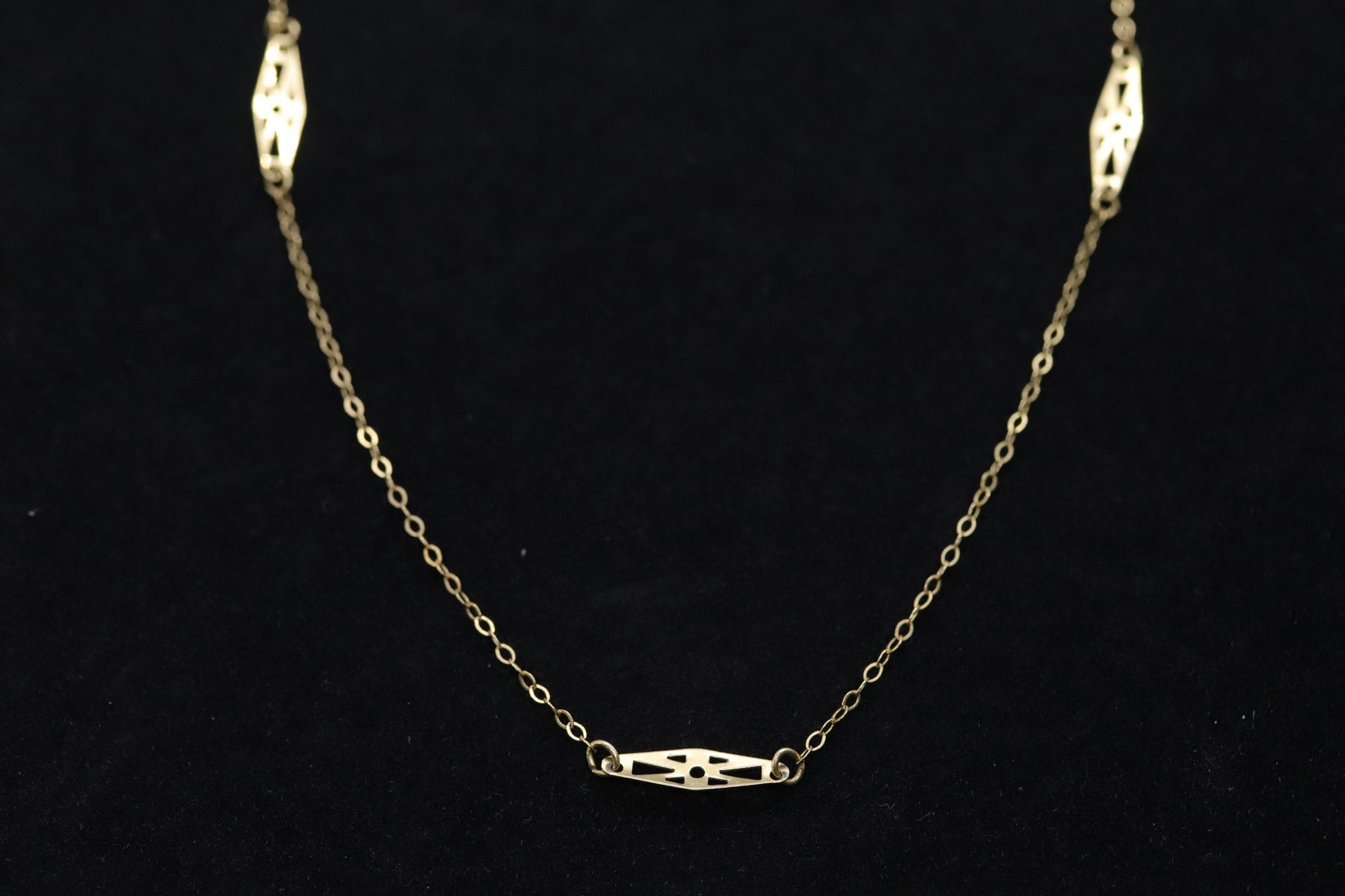 14k dainty ornate filigree cable chain necklace. 15in