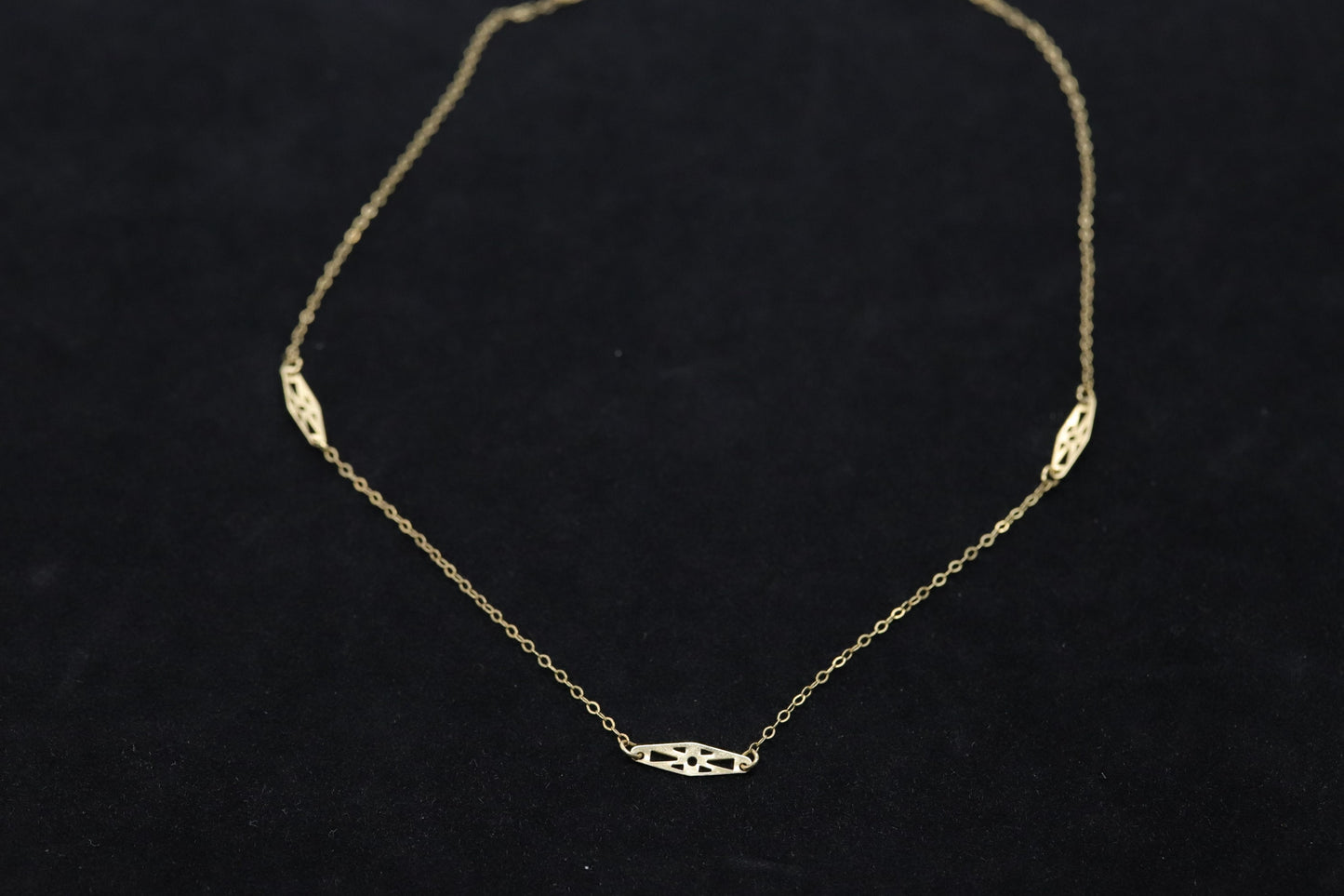 14k dainty ornate filigree cable chain necklace. 15in