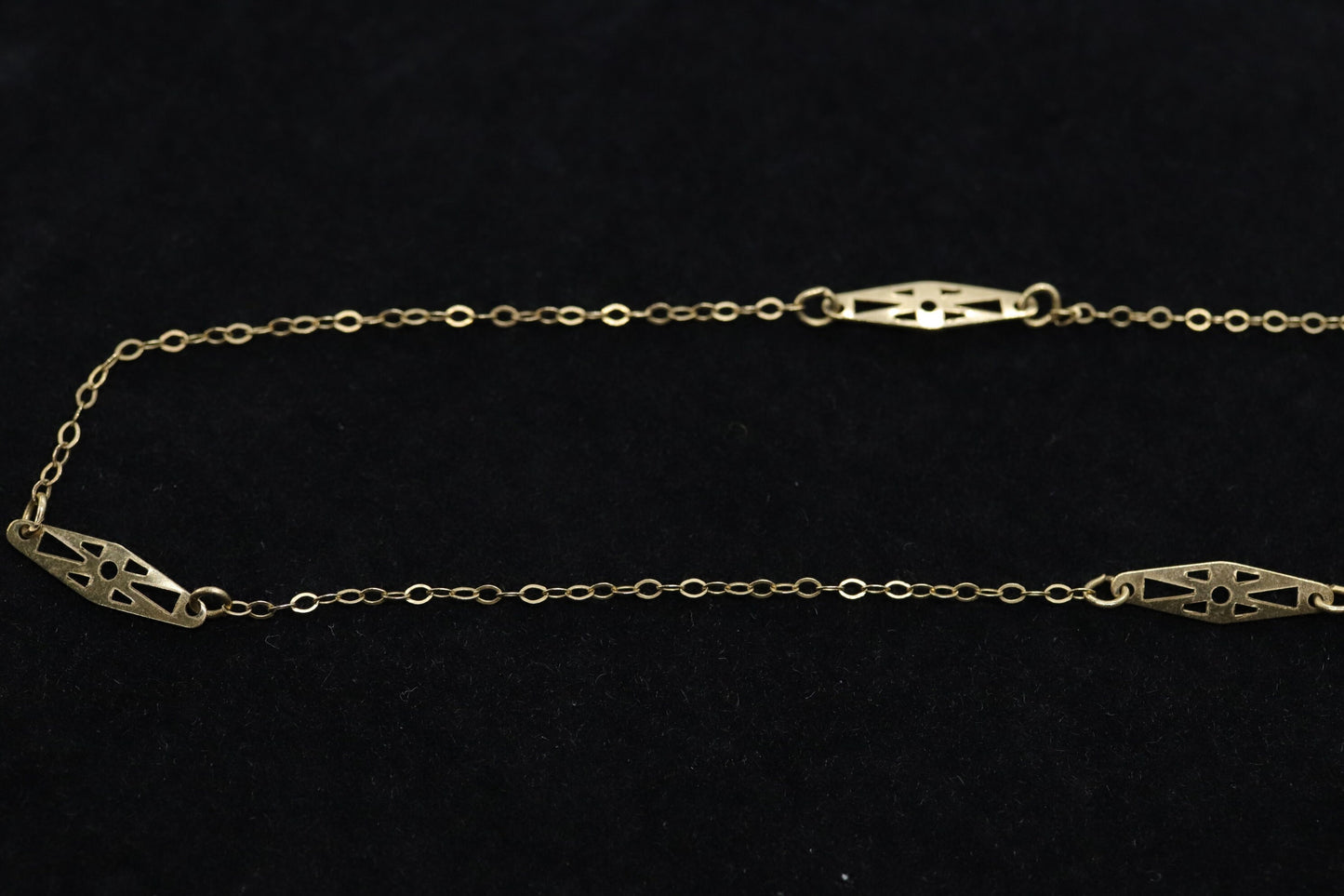 14k dainty ornate filigree cable chain necklace. 15in