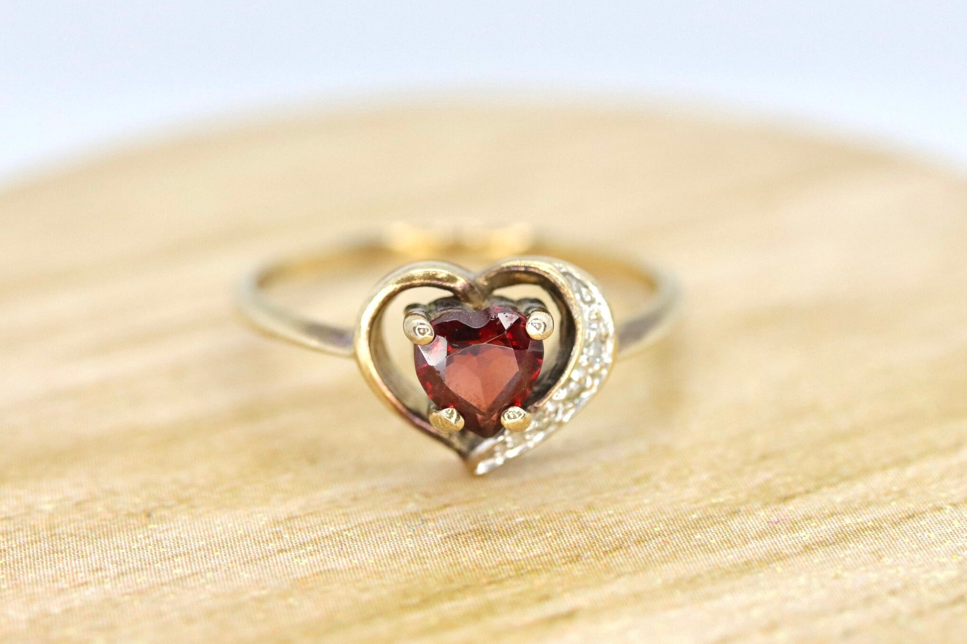 10k Garnet and Diamond Heart ring. Red Heart faceted gem ring