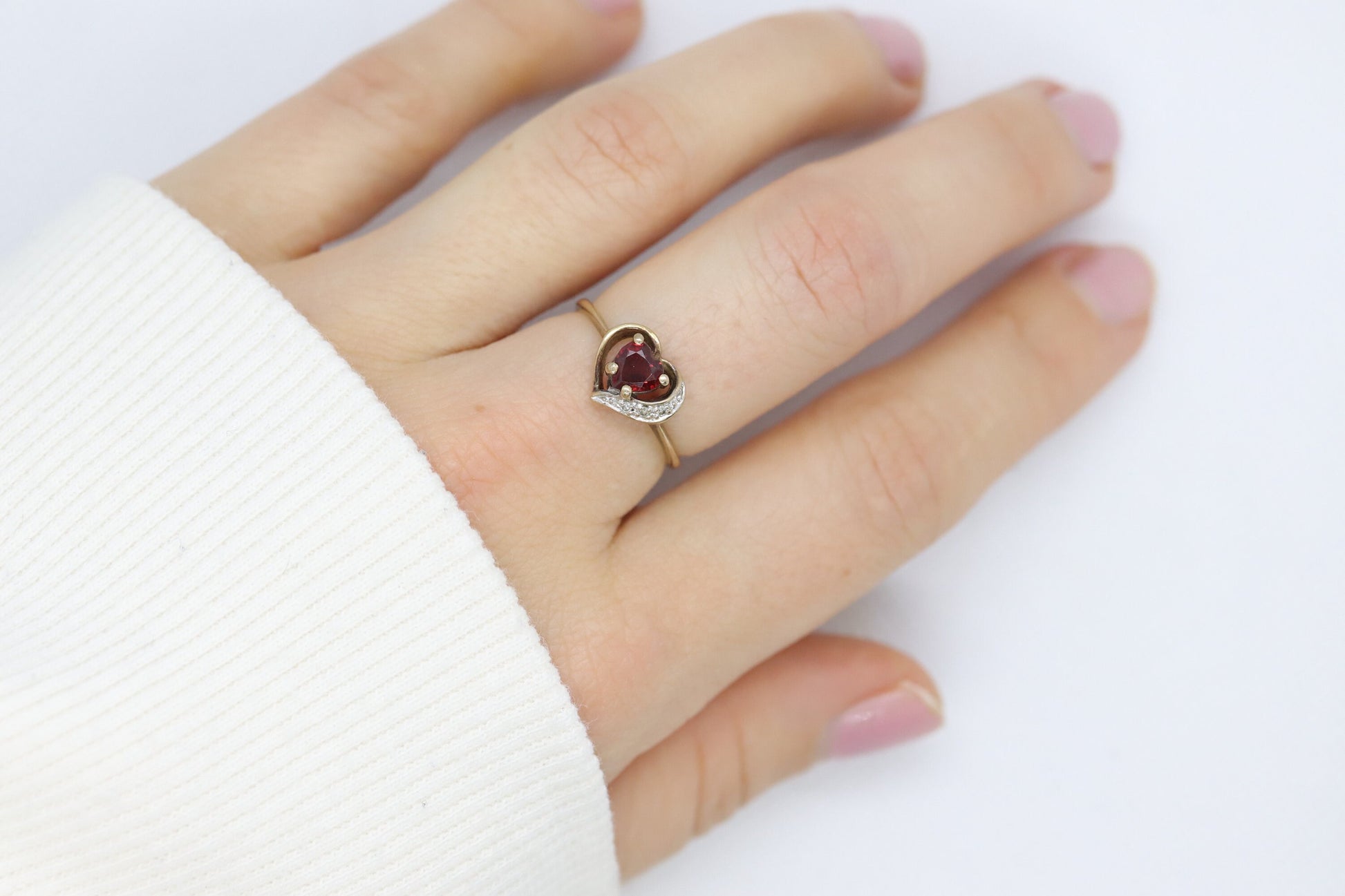 10k Garnet and Diamond Heart ring. Red Heart faceted gem ring