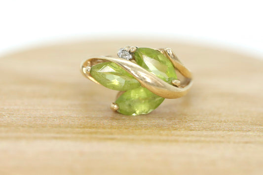 10k Peridot Marquise Leaf Motif Cluster ring. Peridot diamond ring.