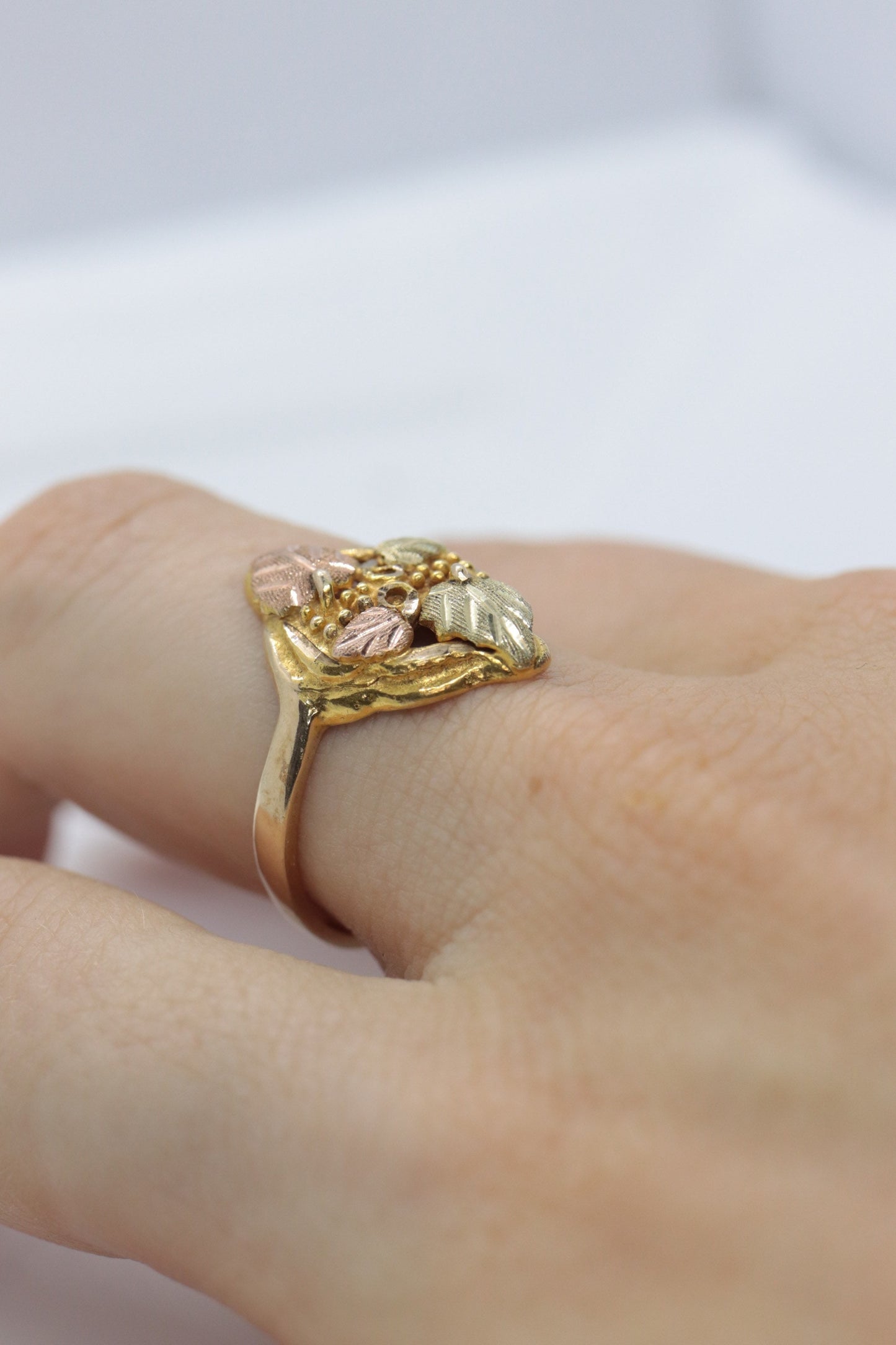 Black Hills Gold Ring. Marquise 10k Multi-Tone Black Hills Gold Statement Ring. st(73/60)