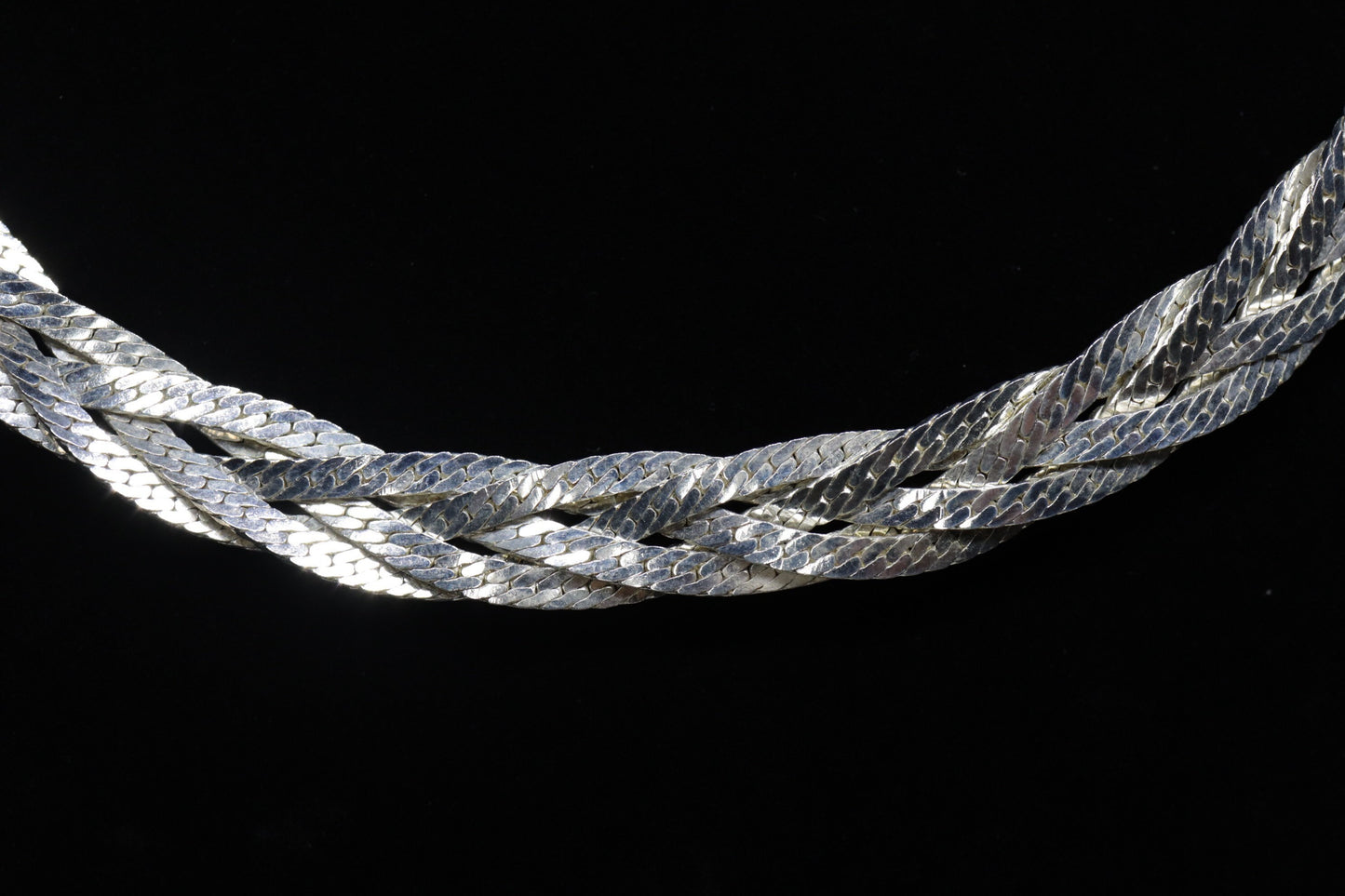 Vintage HEAVY Sterling Silver 925 Braided Herringbone Chain Necklace 10mm and 22in 44.9g st(10/06)