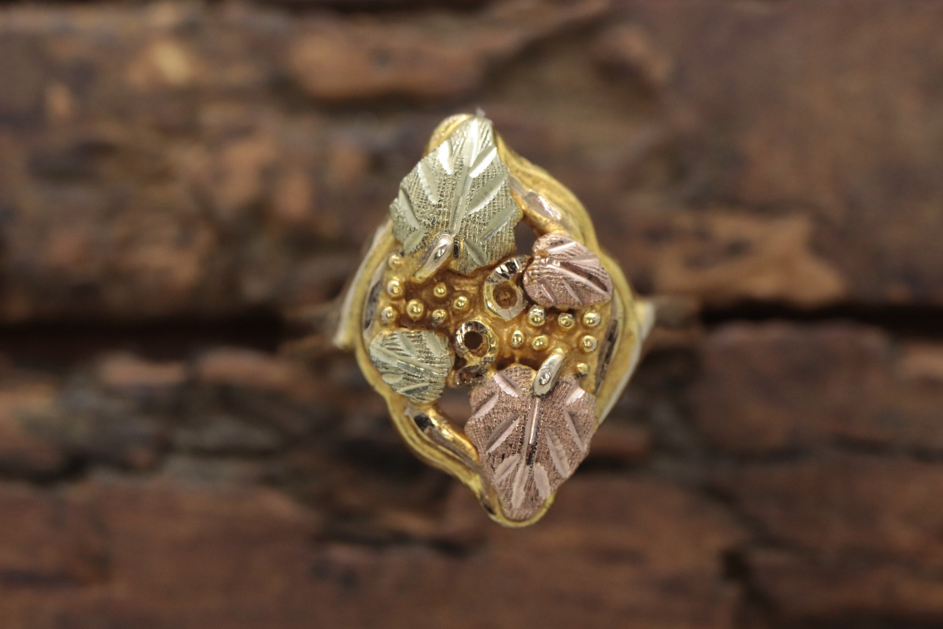 Black Hills Gold Ring. Marquise 10k Multi-Tone Black Hills Gold Statement Ring. st(73/60)