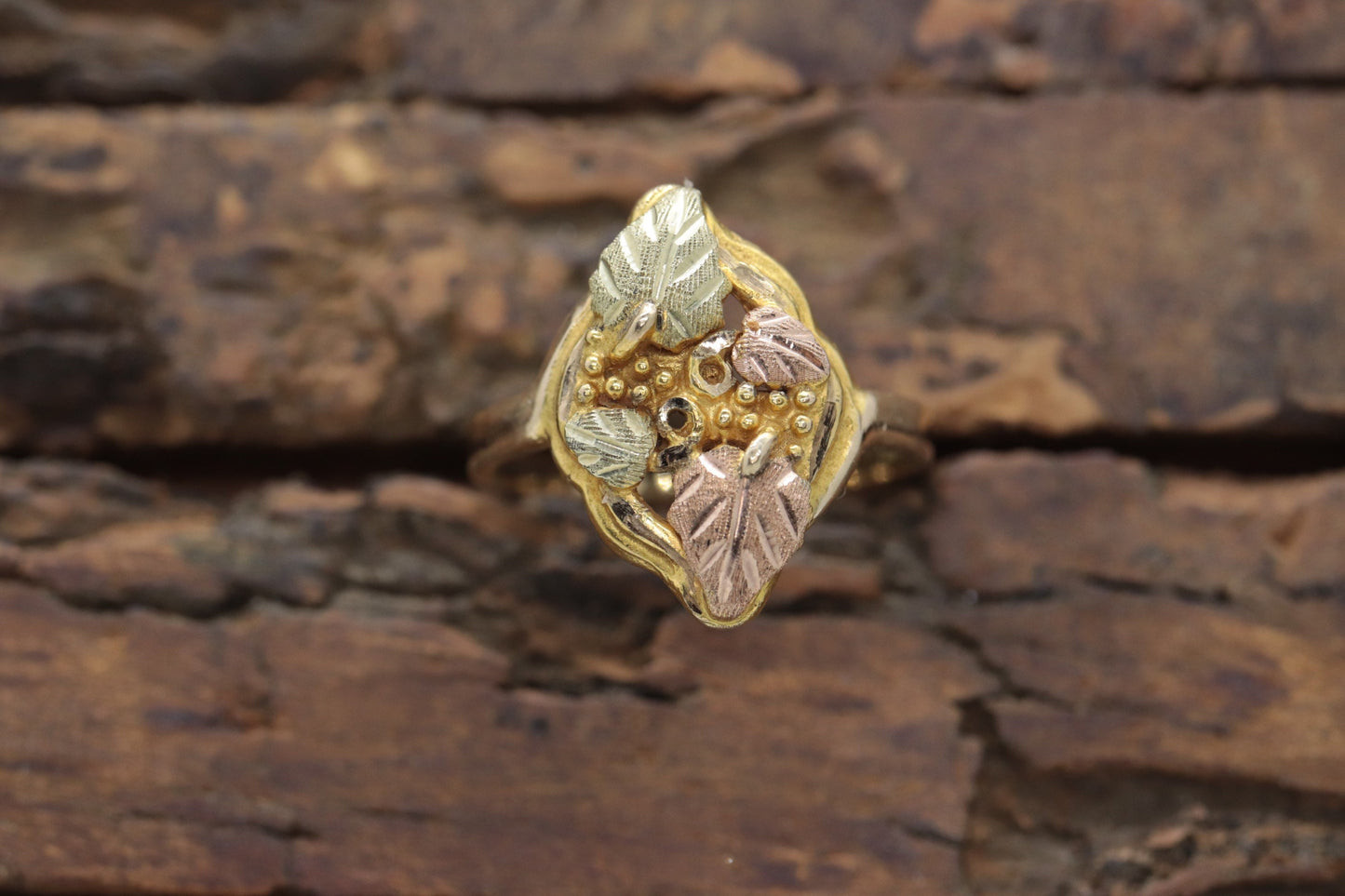 Black Hills Gold Ring. Marquise 10k Multi-Tone Black Hills Gold Statement Ring. st(73/60)