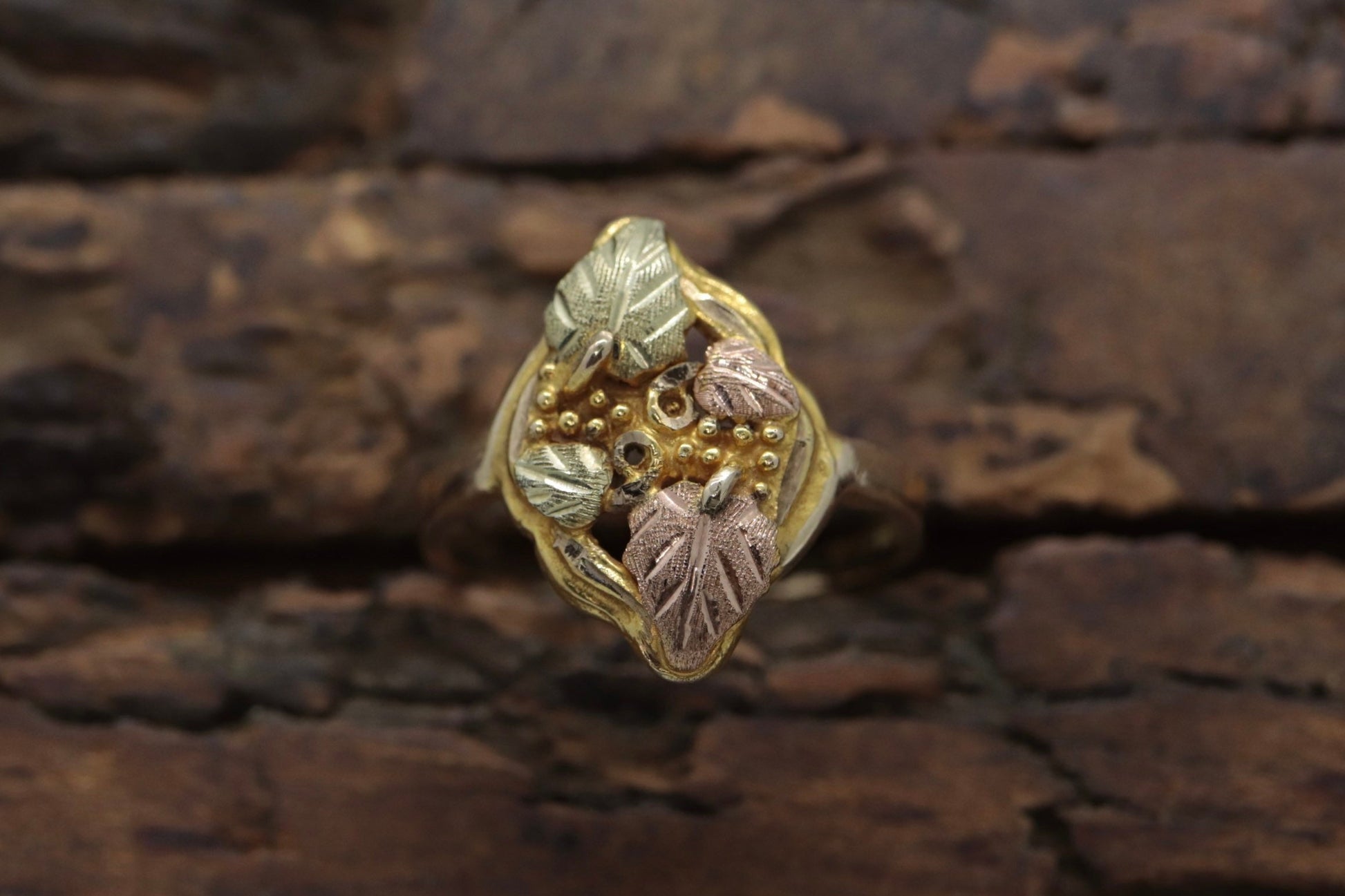 Black Hills Gold Ring. Marquise 10k Multi-Tone Black Hills Gold Statement Ring. st(73/60)