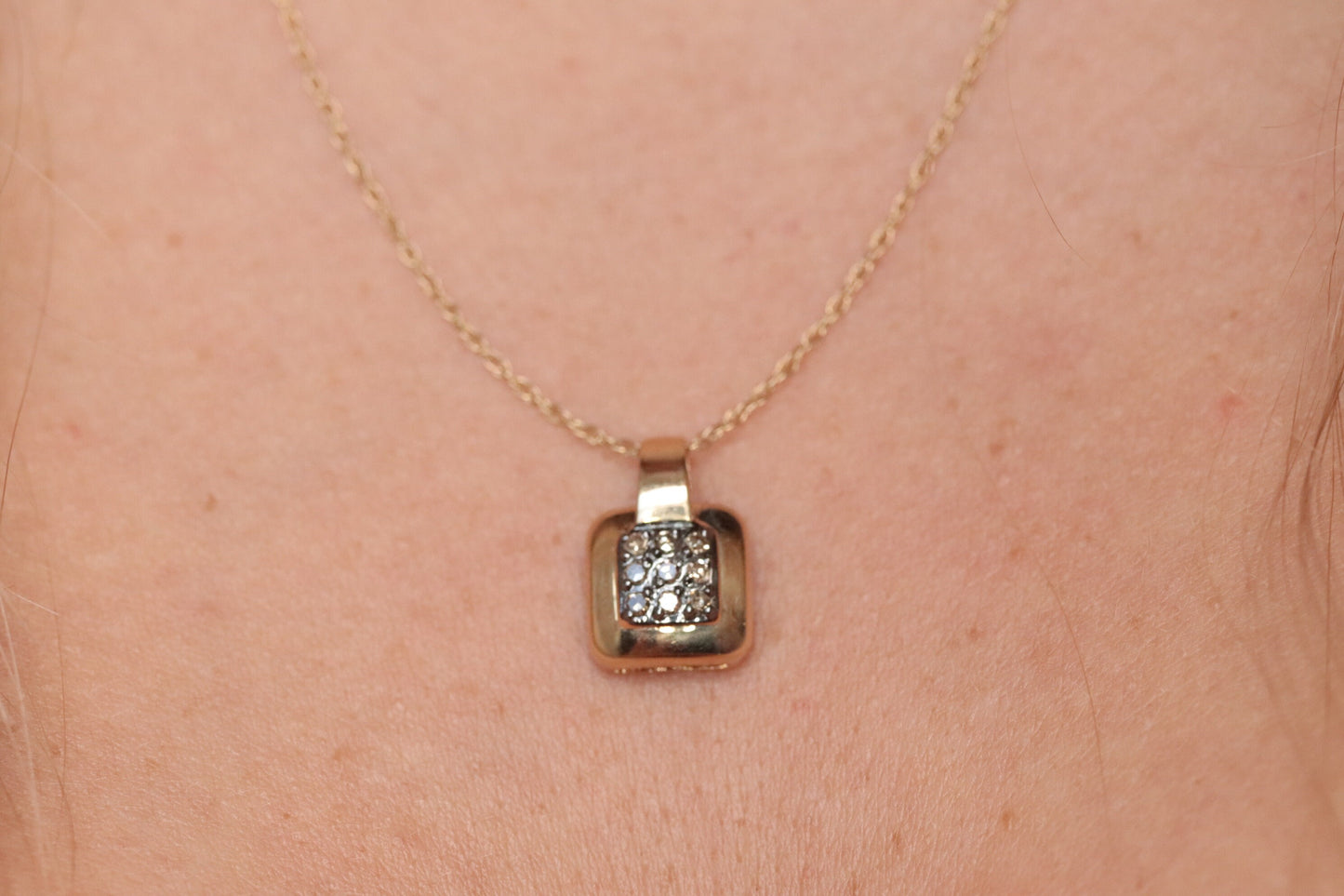 14k Diamond Pave Square Pendant and Necklace. st(74/75)