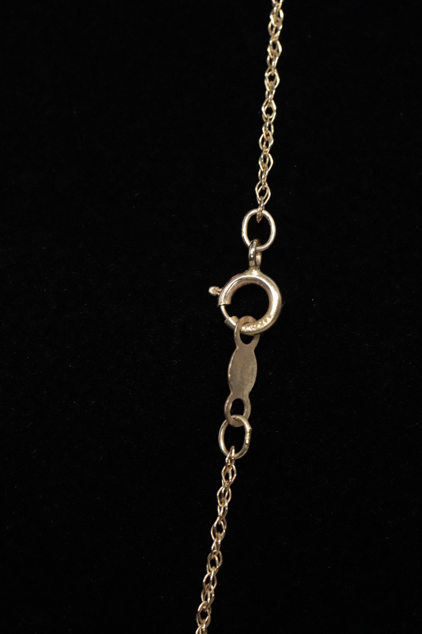 14k 3 Diamond Past Present Future Journey Pendant. 14k Yellow gold cluster diamond pendant Rope necklace. st (74/75)