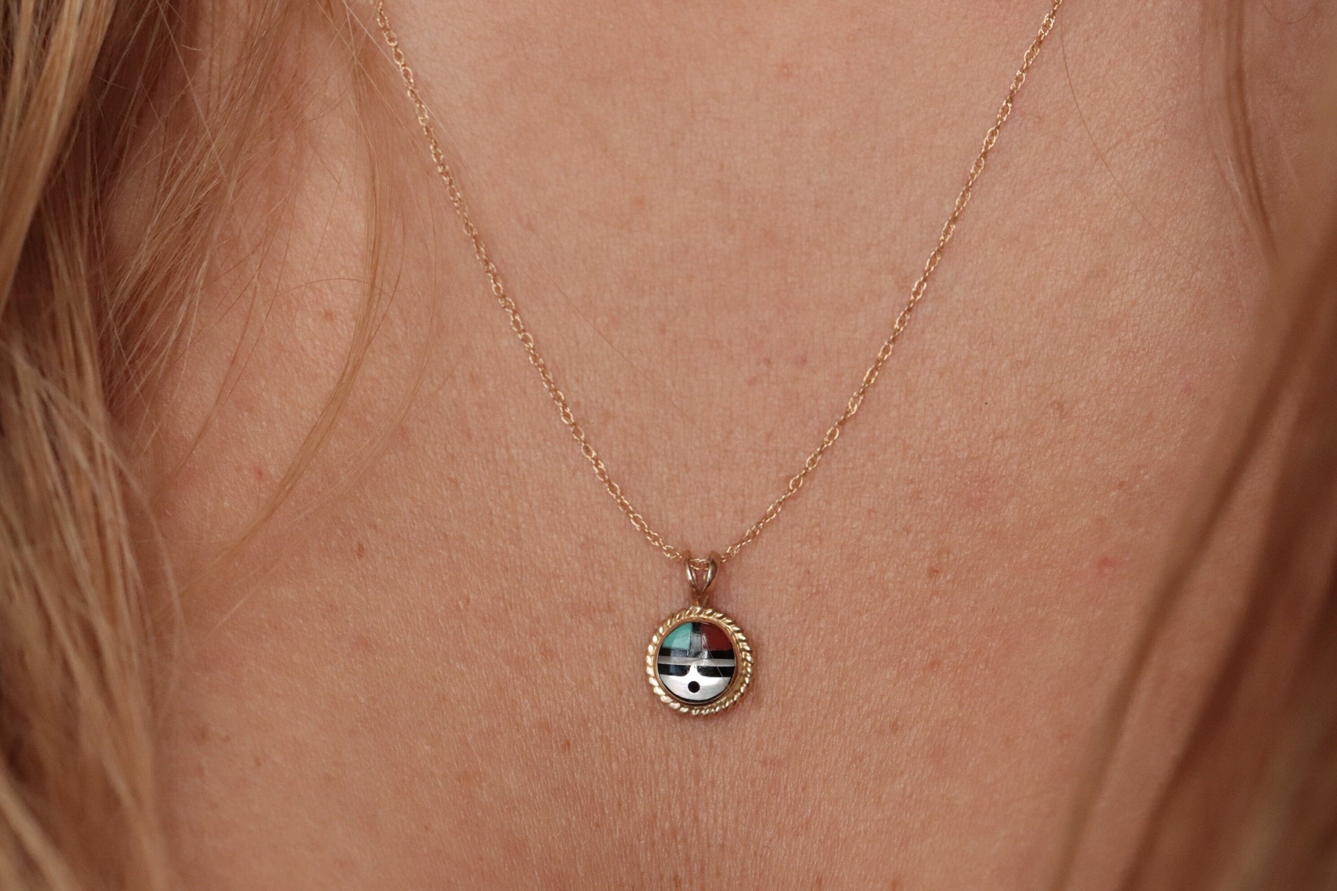 14k Zuni Pendant. Navajo Mop Turquoise Carnelian Inlay in a round canister setting. st(92/00)