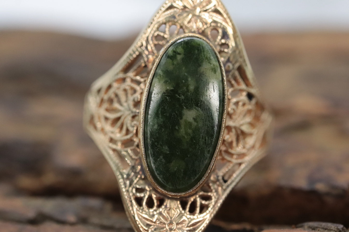 10k Open Flowers Shield and Green Moss Agate ring. Skinny Dainty 10k PSCo Stamped ring. st97/75