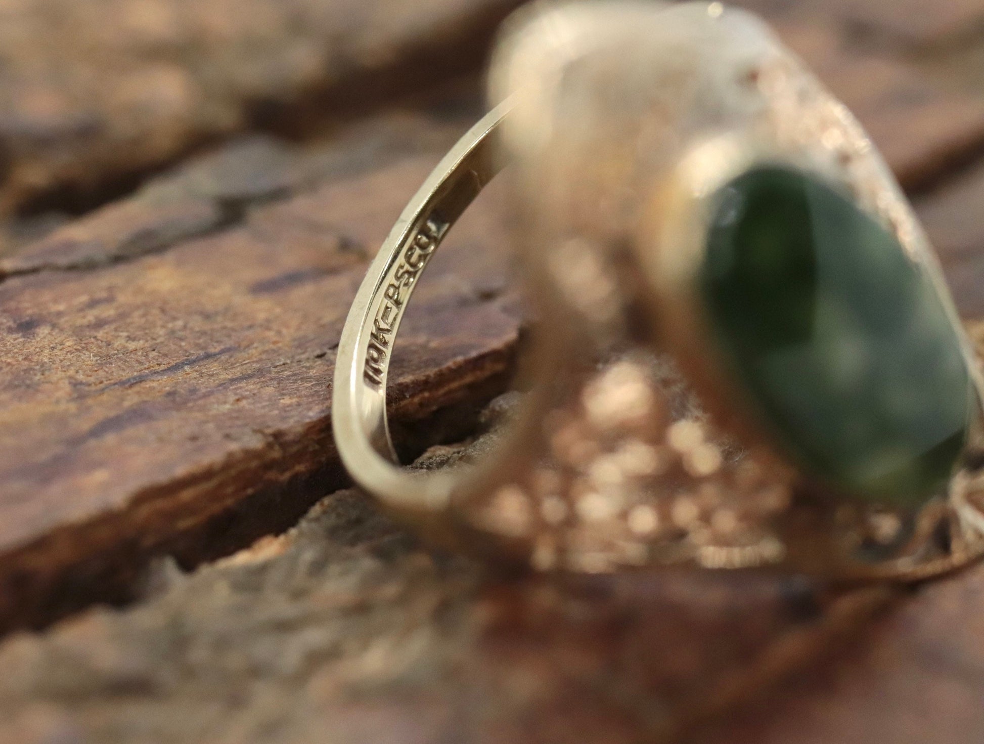 10k Open Flowers Shield and Green Moss Agate ring. Skinny Dainty 10k PSCo Stamped ring. st97/75
