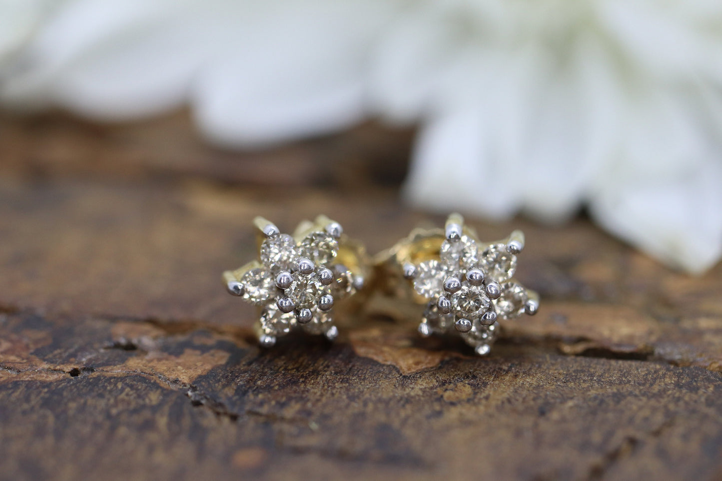 Diamond Flower Cluster Earrings. Diamond Daisy 14k stud earrings. Diamond Stud 14k Yellow Gold Earrings. 0.35 ctw. st57/50