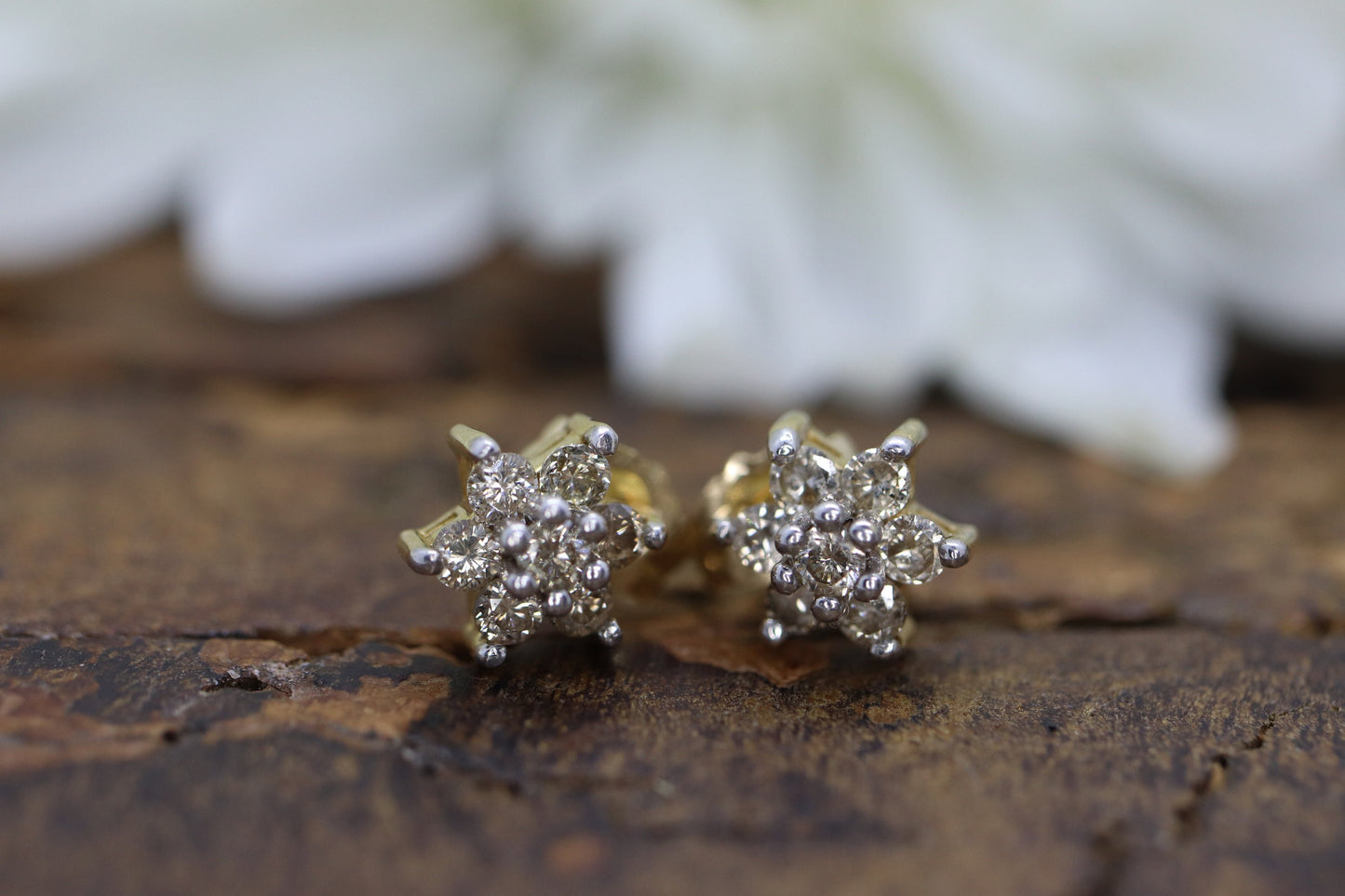 Diamond Flower Cluster Earrings. Diamond Daisy 14k stud earrings. Diamond Stud 14k Yellow Gold Earrings. 0.35 ctw. st57/50