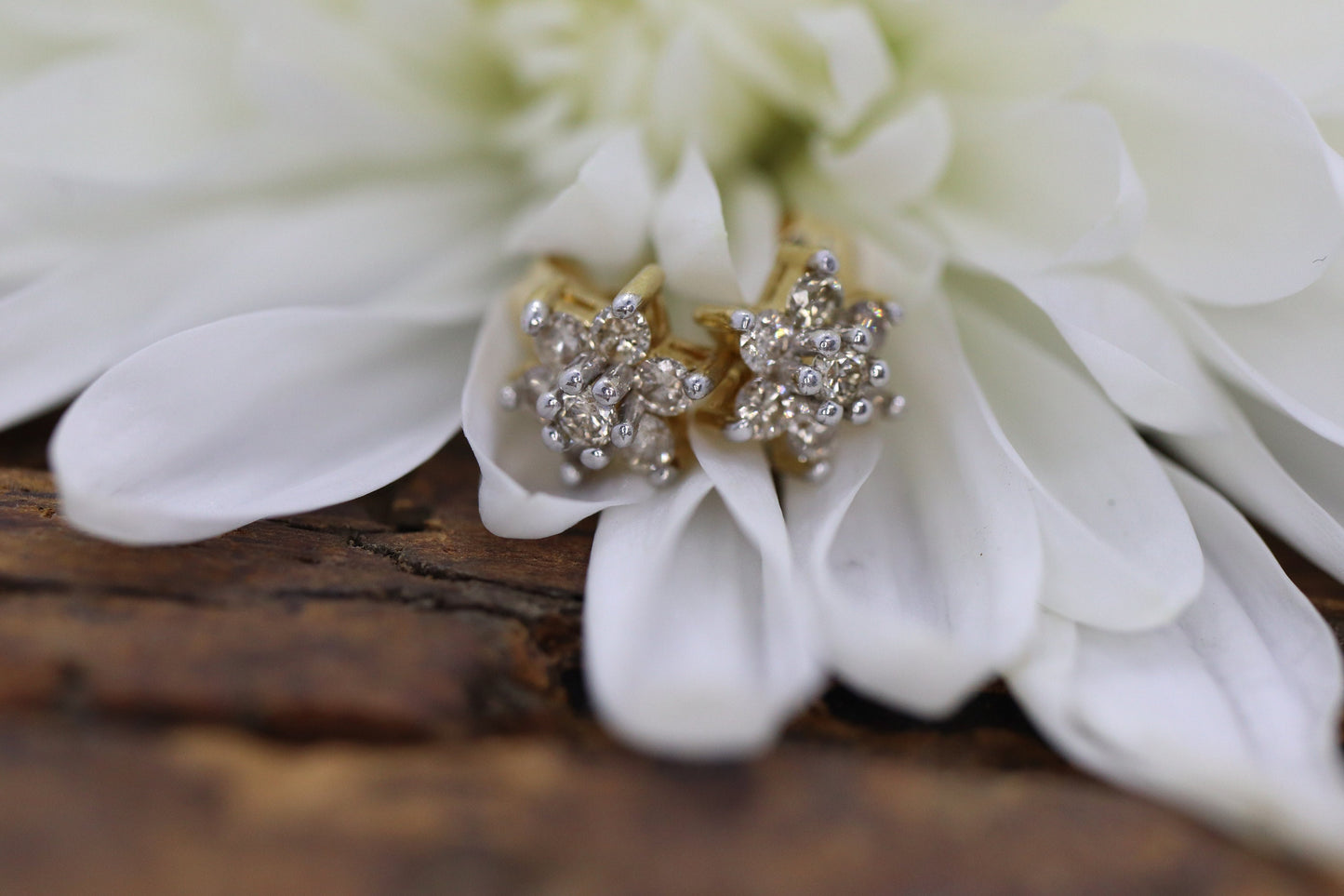 Diamond Flower Cluster Earrings. Diamond Daisy 14k stud earrings. Diamond Stud 14k Yellow Gold Earrings. 0.35 ctw. st57/50
