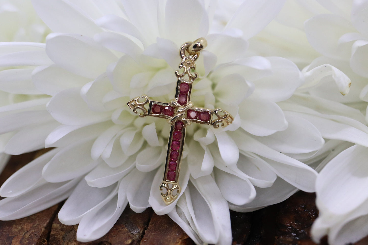 14k Ruby Cross Pendant. Crucifix Christian channel set rubies. st(80/50)