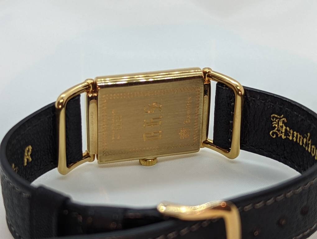 HAMILTON Tuxedo Wilshire Limited Edition. MINT in original packaging papers. HAMILTON Quartz Watch 18k Electroplated. st(207)