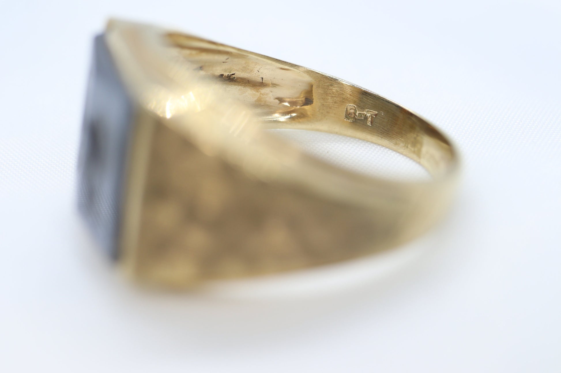 10k Hematite Intaglio Roman Greek soldier, Centurion Mirror Double Signet Ring. 10k gold Heavy Carved Warrior Gents or Mens ring.st161