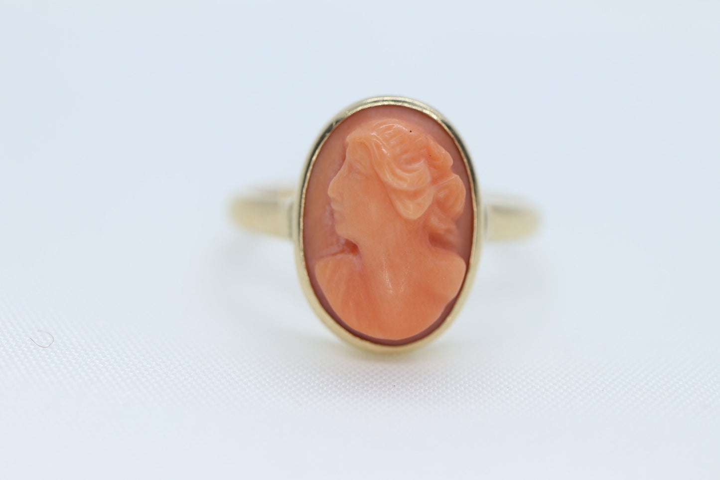 Antique Coral cameo bezel ring. 10k Gold Carved coral cameo dainty oval signet pinky pinkie ring. st(173)