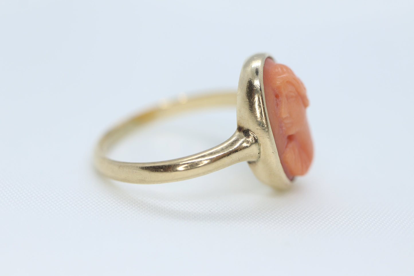 Antique Coral cameo bezel ring. 10k Gold Carved coral cameo dainty oval signet pinky pinkie ring. st(173)