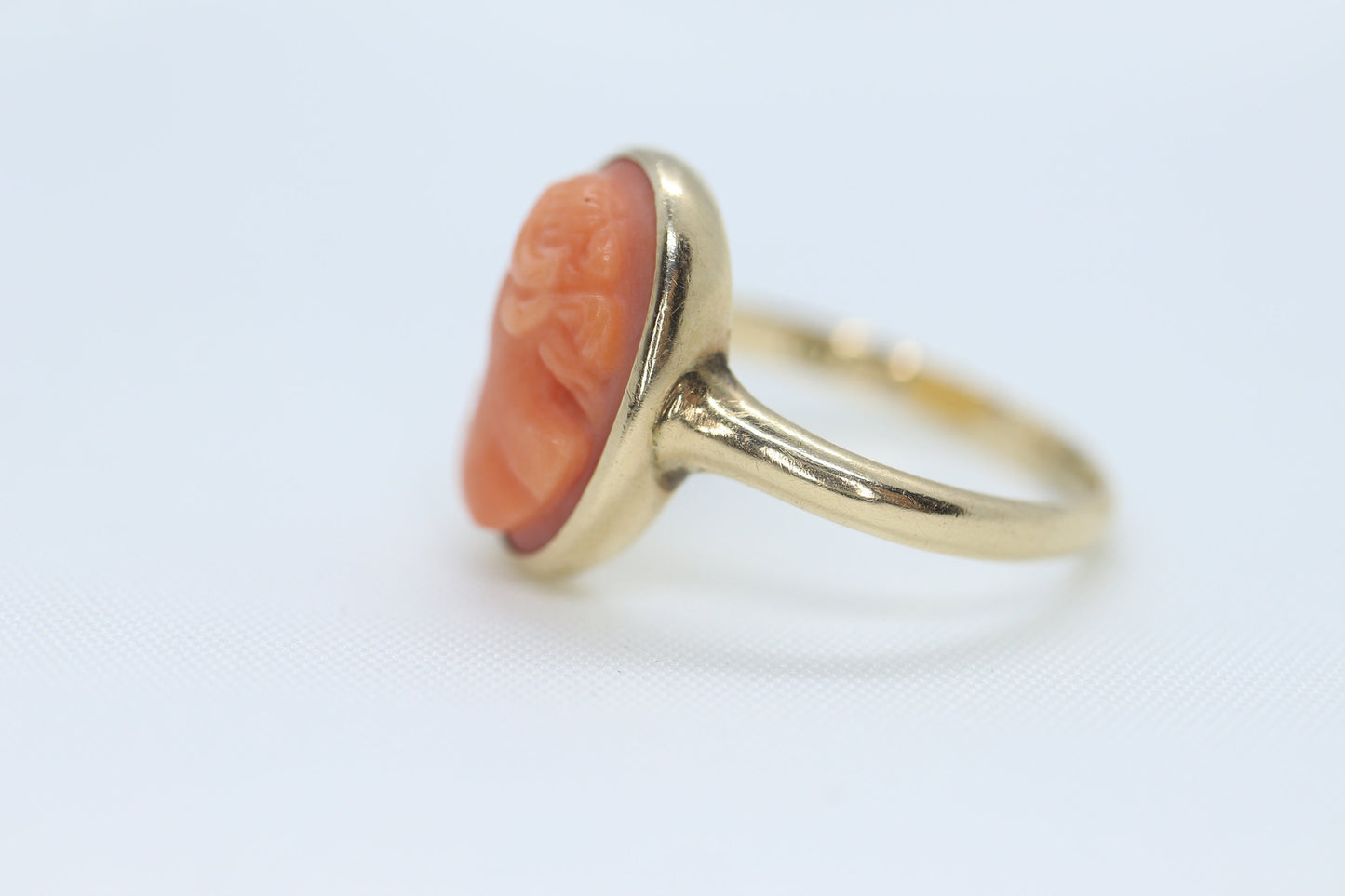 Antique Coral cameo bezel ring. 10k Gold Carved coral cameo dainty oval signet pinky pinkie ring. st(173)