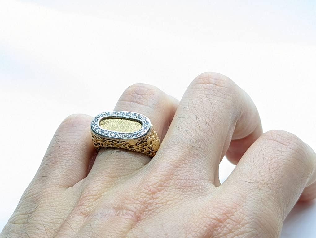 14k Diamond Flat signet ring. Diamond outline set into Signet travertine band. Nugget Shank cocktail ring st(460/11)