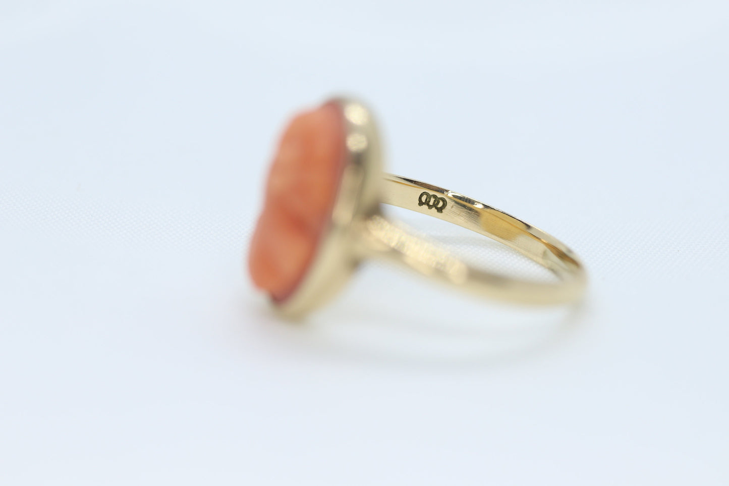 Antique Coral cameo bezel ring. 10k Gold Carved coral cameo dainty oval signet pinky pinkie ring. st(173)