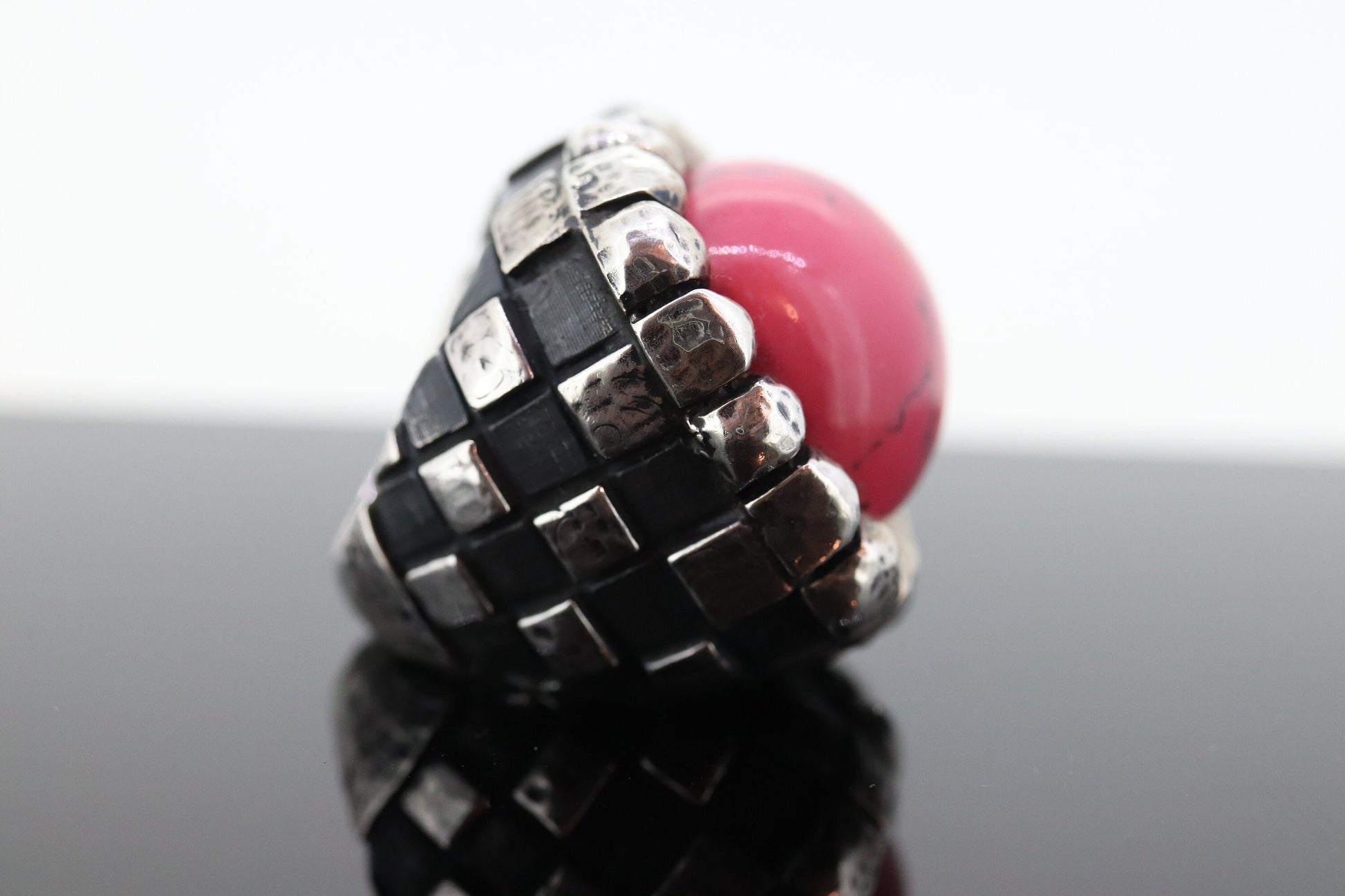 Dian Malouf RING. Pink Rhodochrosite Cabochon Heavy sterling Silver Signet Ring DLM Collection (st207/40)