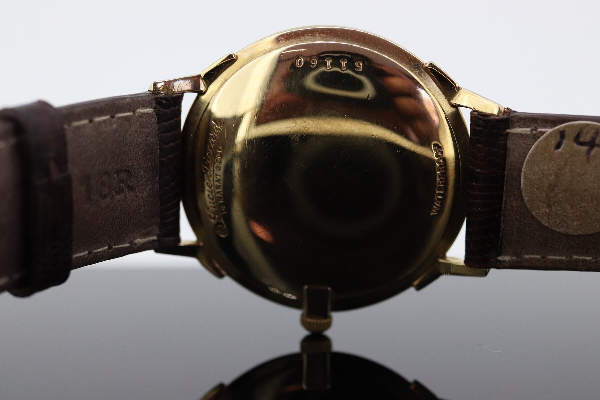 14k Lucien Piccard. Vintage Lucien Piccard 51160 Mechanical watch Mens (9-00)