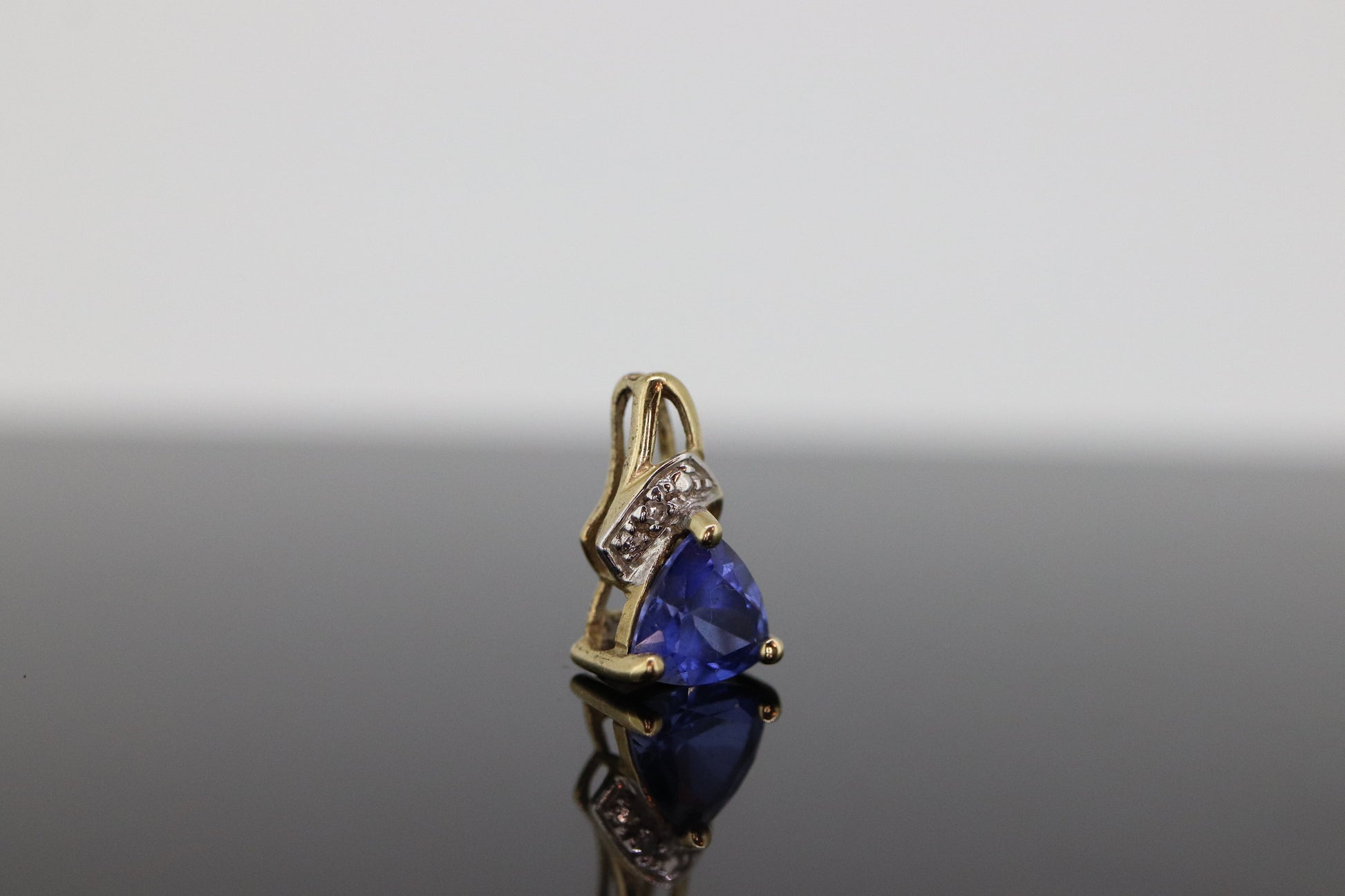 10k Tanzanite and diamond Pendant. Trillion cut Tanzanite Solitaire Pendant. st(20)