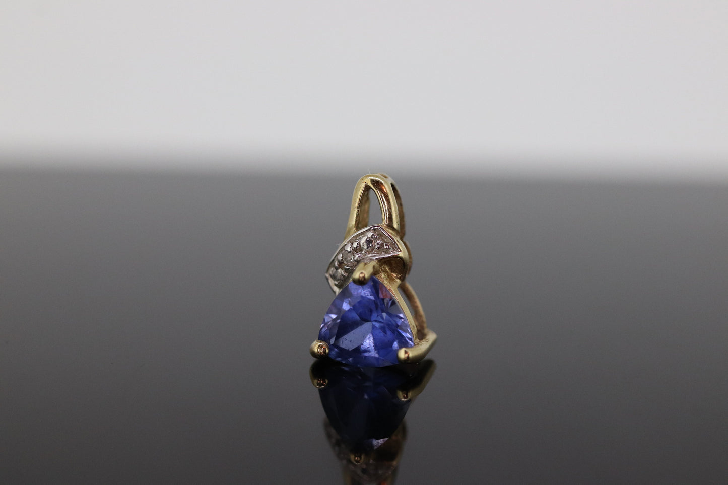 10k Tanzanite and diamond Pendant. Trillion cut Tanzanite Solitaire Pendant. st(20)