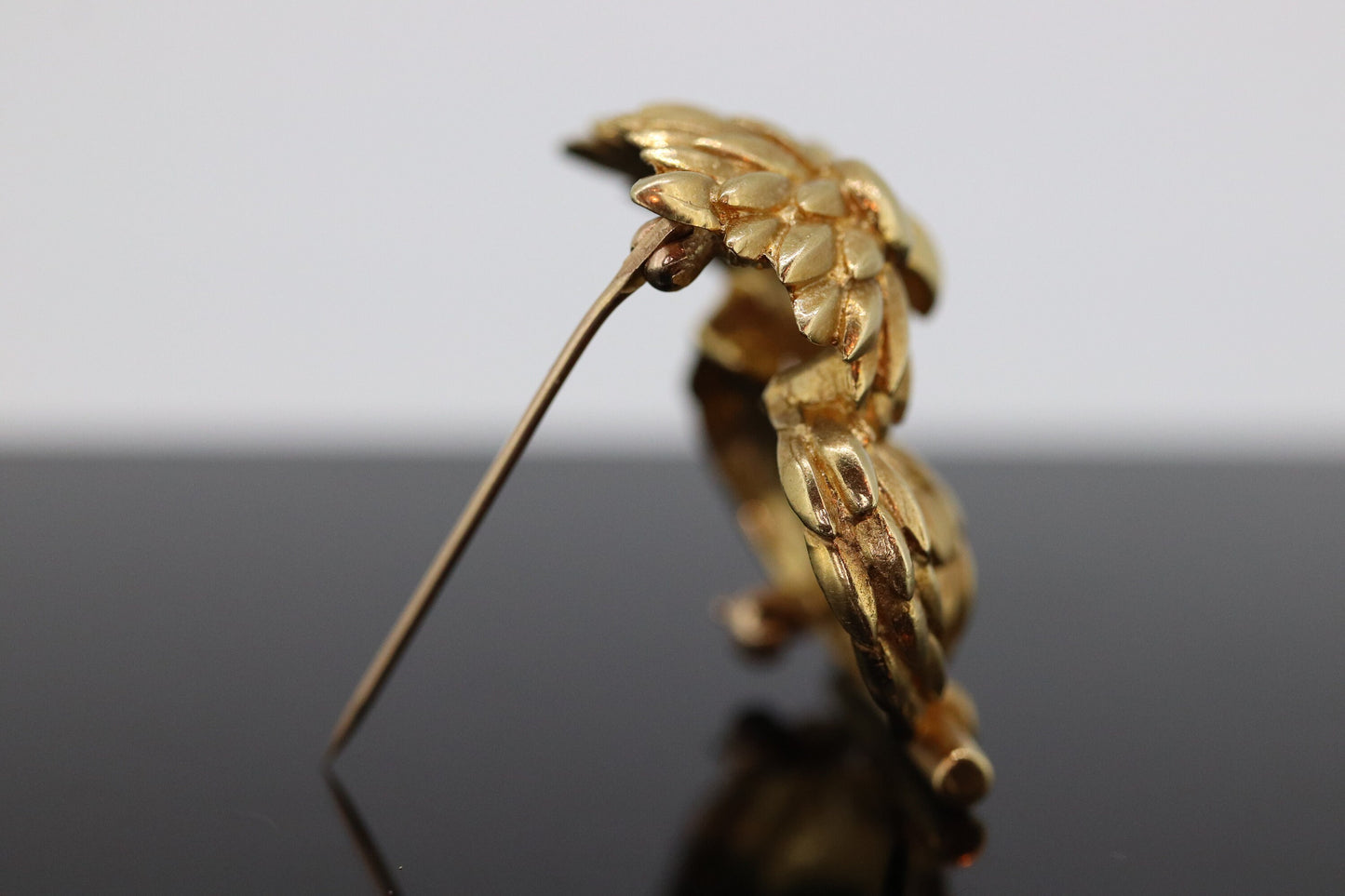 18k Owl Brooch. 3D Wise OWL with Ruby Eyes Brooch. 18k Yellow Gold Owl Pendant. st(637)