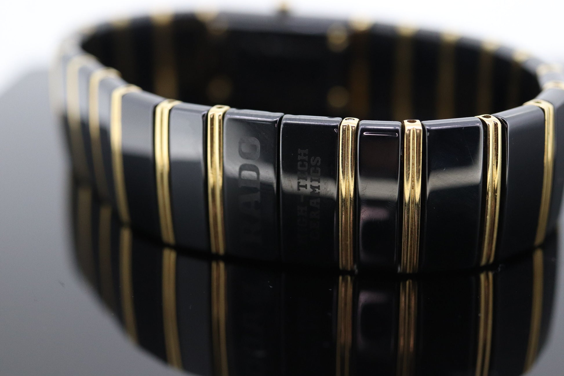 RADO 18k High Tech Ceramic and Stainless Steel Watch. RADO DiaStar Bracelet Watch. st(374)