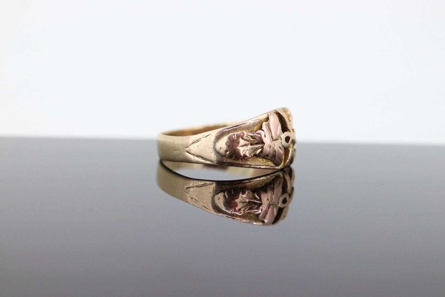 Black Hills Gold Ring Mens. Heavy 10k Multi-Tone Black Hills Gold Thick BAND. Sz 14 ST(167)