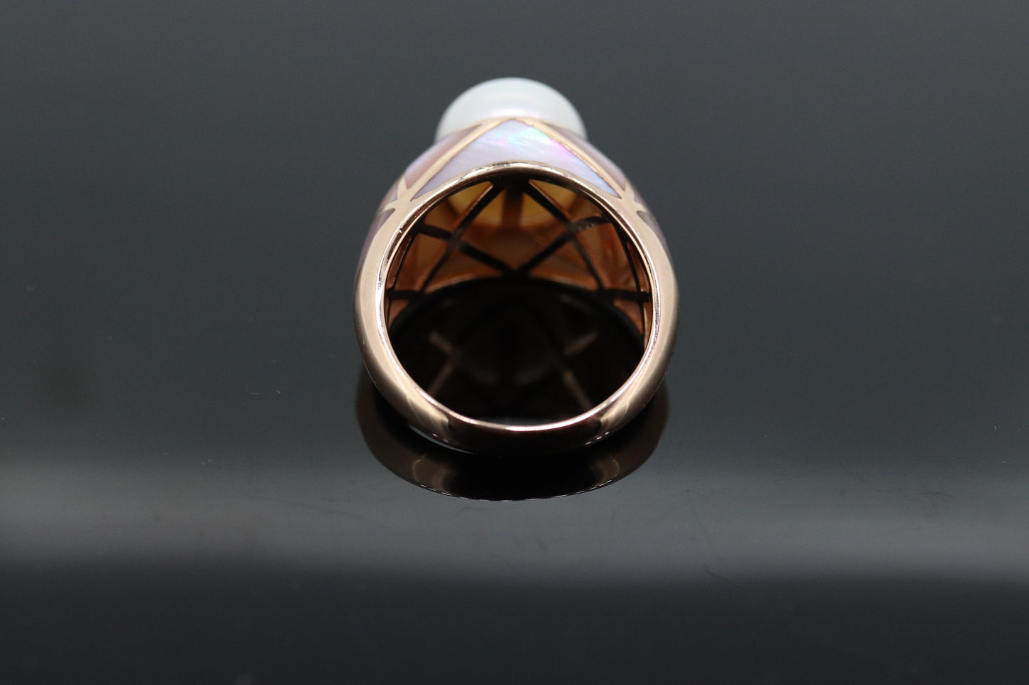 14k Large Mabe and MOP Ring. 14k Rose Gold Mother of Pearl inlay and Pearl Solitaire ring. st(31-1)