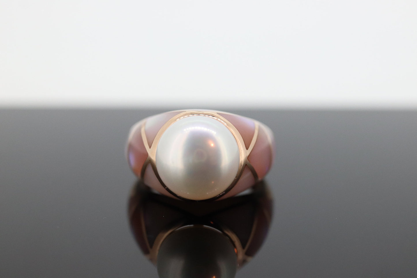 14k Large Mabe and MOP Ring. 14k Rose Gold Mother of Pearl inlay and Pearl Solitaire ring. st(31-1)