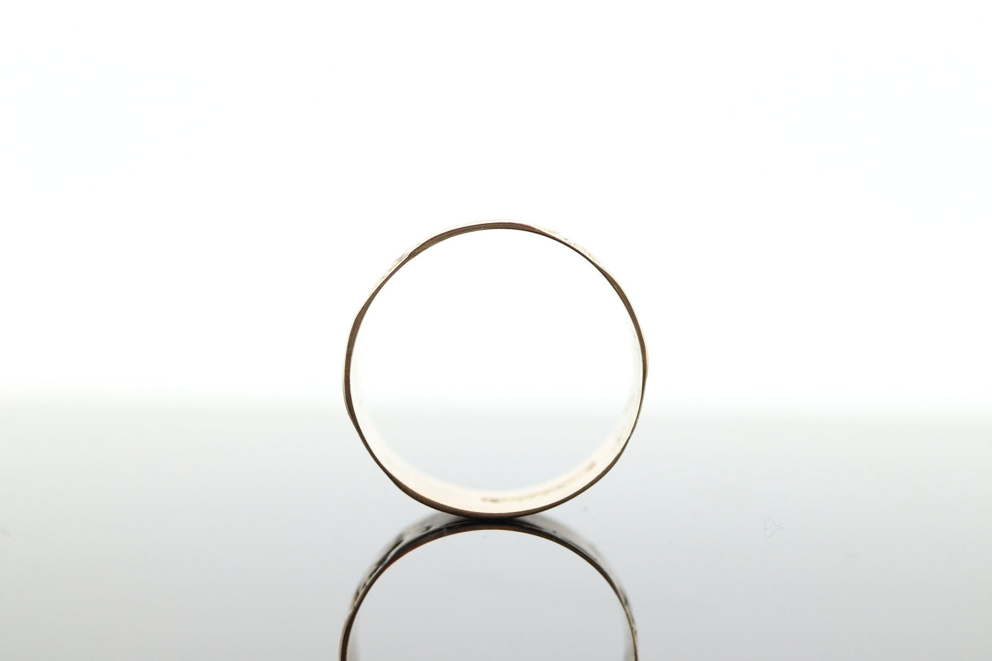 Antique Black Hills Gold ring. 10k Victorian Cigar Black Hill Band. Black Hills Gold BAND Antique. st(115)