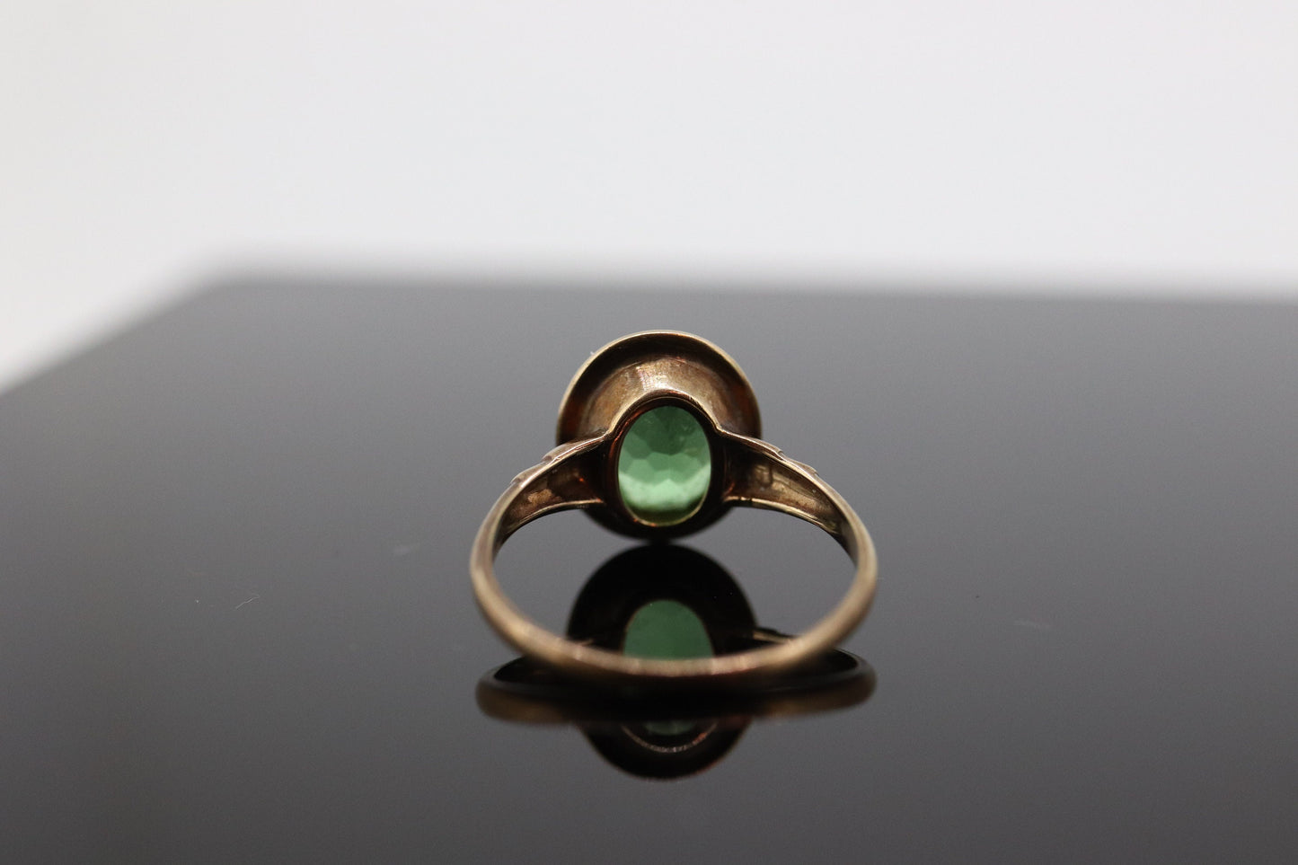 10k Green Gem Bezel Set. PSCO Paste Solitaire ring.