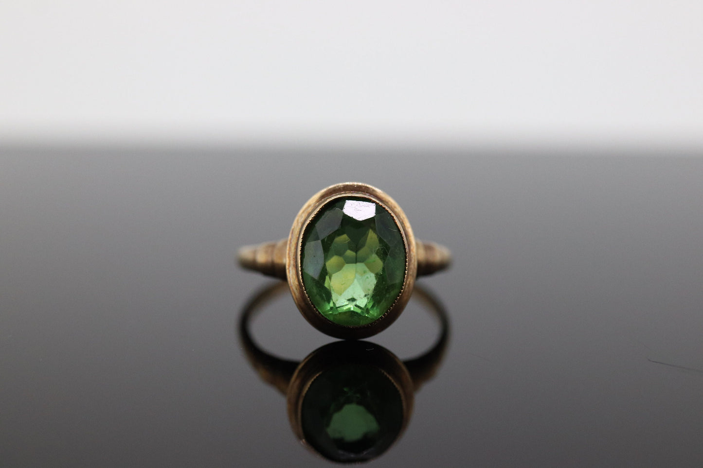 10k Green Gem Bezel Set. PSCO Paste Solitaire ring.