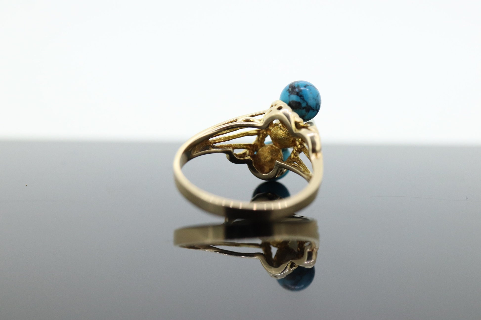 10k Turquoise and Pearl cluster ring. Bypass Turquoise and Pearl Bead Sphere Ball cluster set ring st(95)