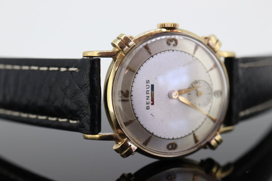 BENRUS Watch. 14k Yellow Gold Knotted Fancy Lugs Case. 1950s Vintage Mens watch. st(10-00)