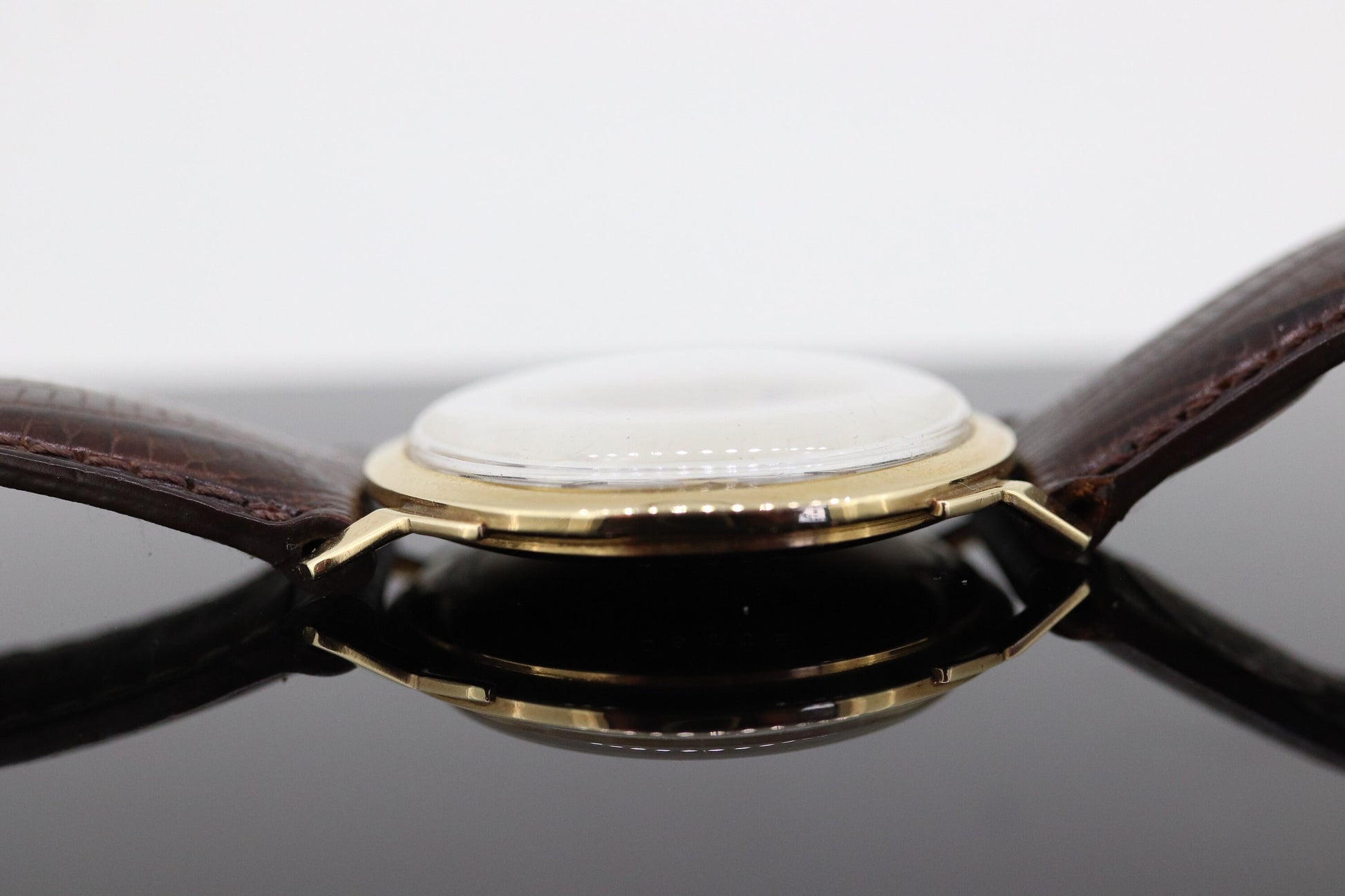 14k Lucien Piccard. Vintage Lucien Piccard 51160 Mechanical watch Mens (9-00)