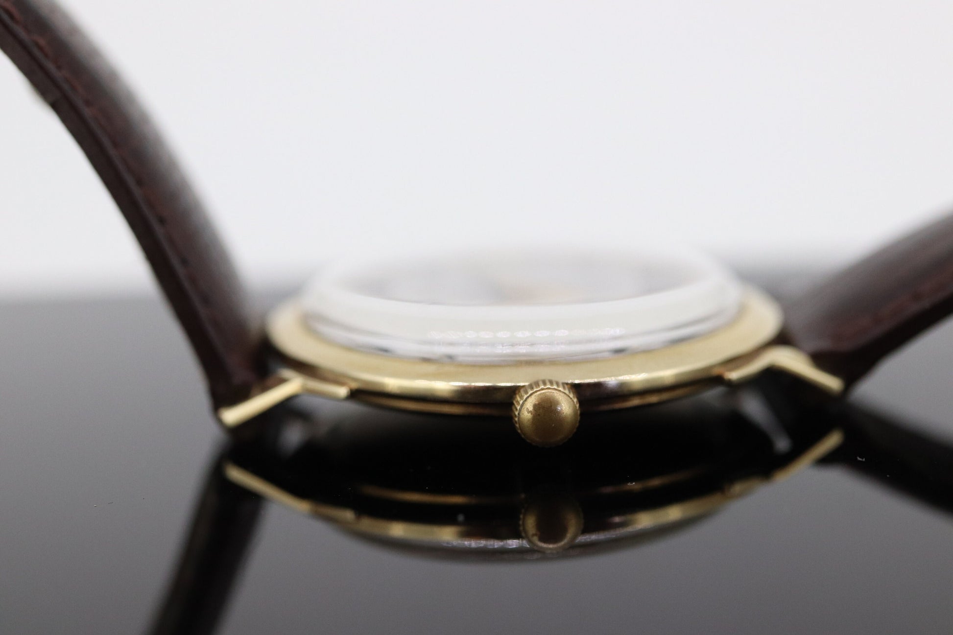 14k Lucien Piccard. Vintage Lucien Piccard 51160 Mechanical watch Mens (9-00)