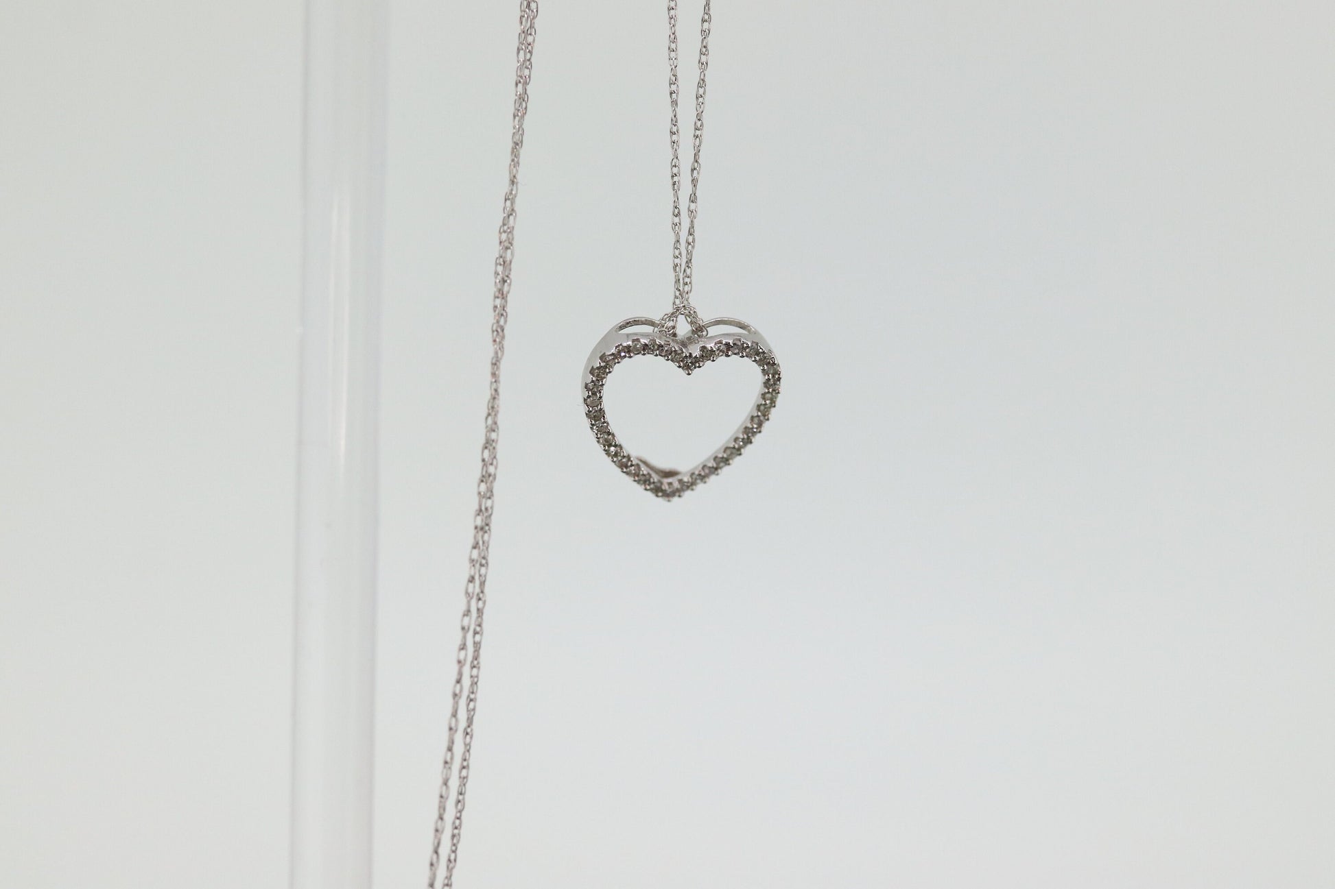 14k Open Heart Diamond Necklace. Open Heart Necklace. st(63)