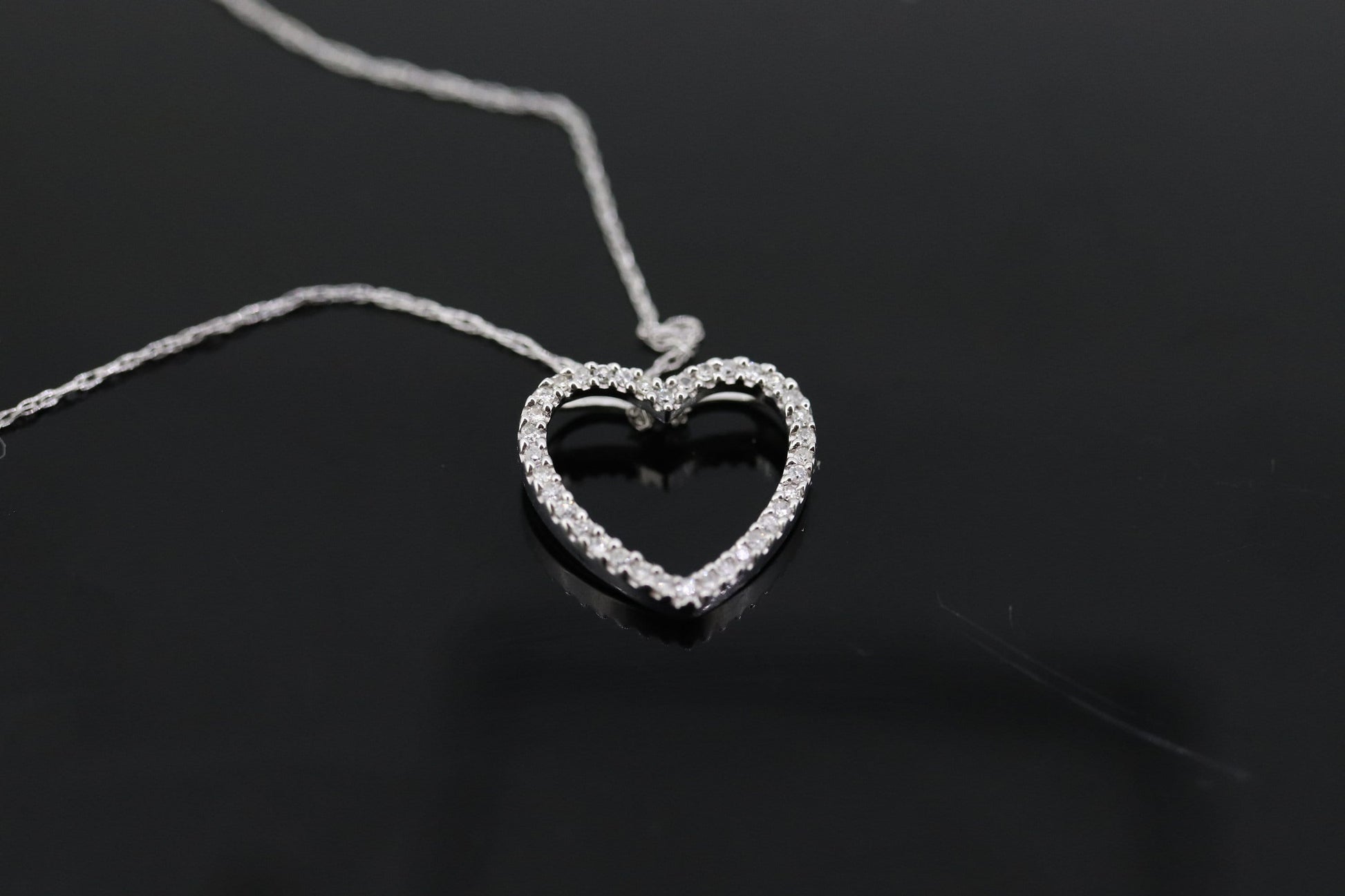 14k Open Heart Diamond Necklace. Open Heart Necklace. st(63)