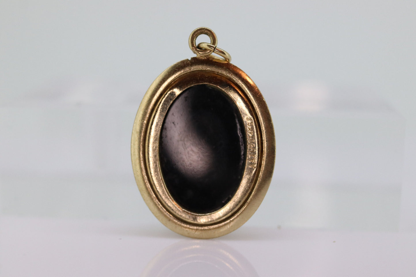 Opal Mosaic Onyx Pendant. 14kGF Vintage Medallion. Birds cluster opal inlay onyx charm. (st22)