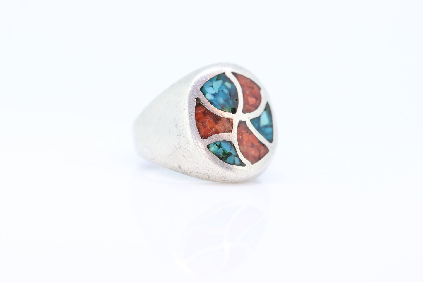 Heavy ZUNI Sterling Silver Signet ring. Navajo Turquoise cluster and Oyster Cluster Ring. St(14)
