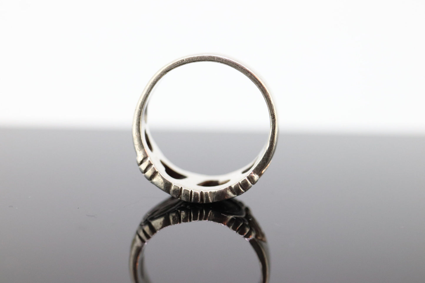 Black Hills Gold Sterling Silver Band. 10k Black Hills Gold Inlays ring. st29